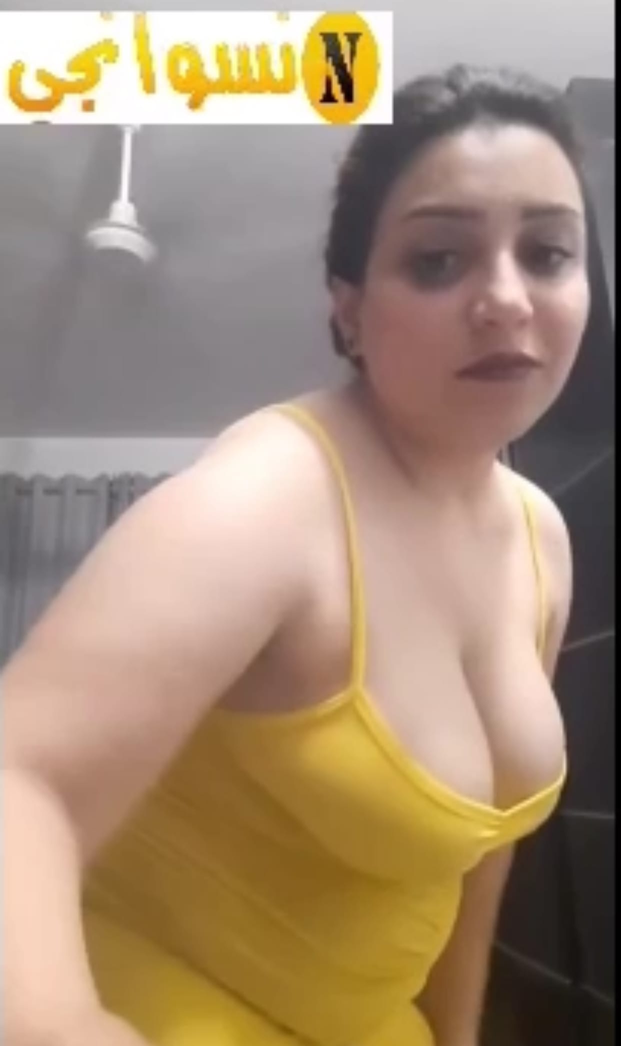 سكس معلمة اجيال شرموطة من قلب مكتب ناظر مص و بوس جامد و شرموط يصور و هما خايفين لحد يمسكهم مقطع نار – سكس الظلام
