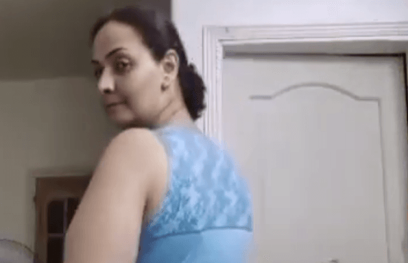 مقاطع سكس مصري جميع مقاطع عرض ودعك الميلف المصريه الشرموطه اميره الفرسه الملبن وتمتع عشيقها