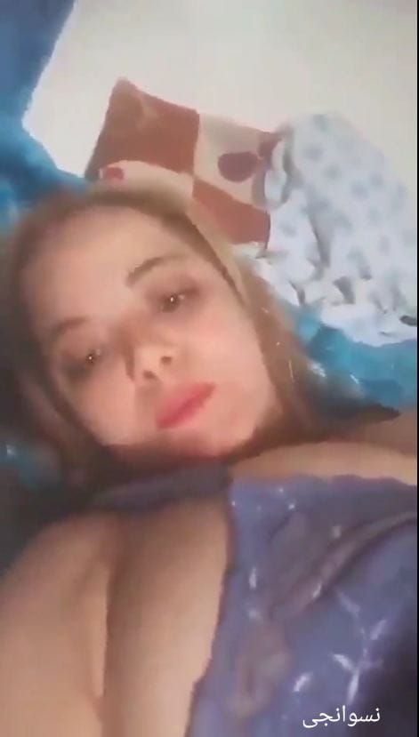 لبوه مصرية بلدى بتمتع عشيقها بلحمها الفاجر وبتقوله كل ما يخرج جوزى هقلع ملط وهمتعك