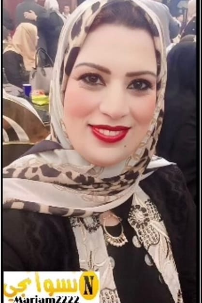 ست مصريه فى الاربعين بطل اوى تصور نفسها لعشيقها وهى على الكنبه وتلعب فى كسها المربرب الجامد ست حيحانه اوى على نفسها