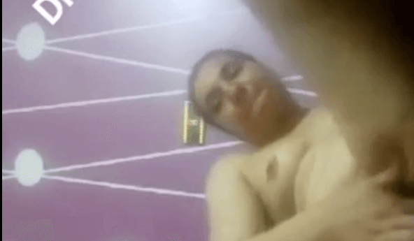 تجميعه سكس مقاطع لبوه مصريه ( هويدا ) تعرض وتمتع عشيقها بلحمها الهايج