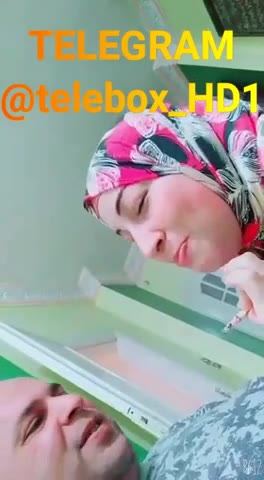تجميعة مقاطع مومس وعشيقها عارفه انها بتتصور تشرب معاه وتتكيف وتركب زبره تتناك منه فى كذا وضع بنت اللبوه تكيفله زبره وتتكيف