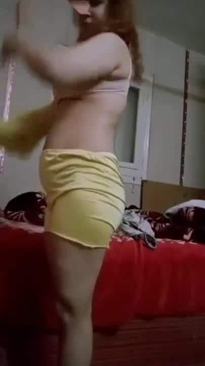 منتديات سكس مصري ميلف مصريه فرسه تمتع عشيقها فى اكثر من مقطع من الحجاب على السلم الى الملط على السرير
