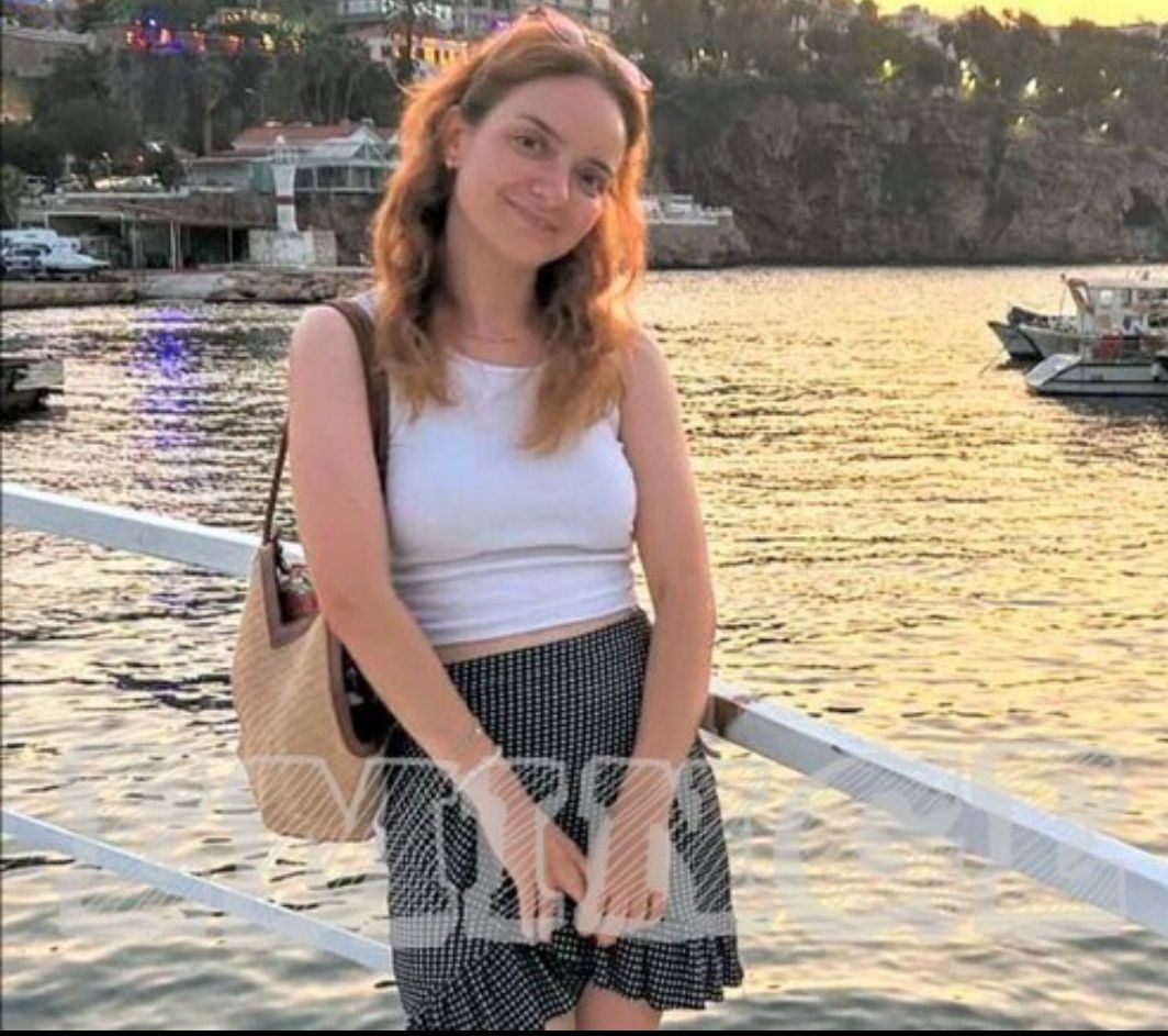 فيديوهات سكس متاخدة من تليفون شاب مصري مصاحب فرسة سورية زي القمر مصورها ملط قبل م يلحسلها و يركبها يدقها خلفي و تطلع اهات نااااار